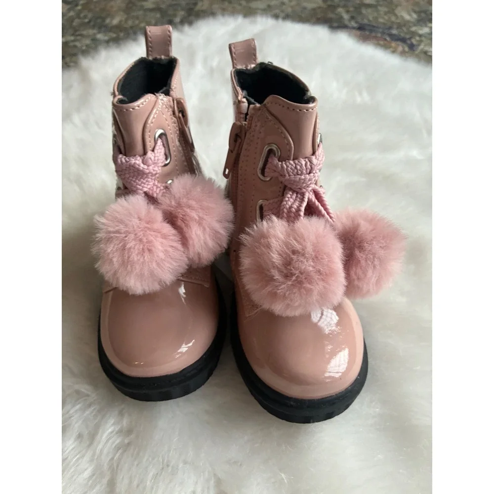 Rachel Shoes‎ Kids Pink Patent Lace Up Combat Boots Pom Poms Size 7
